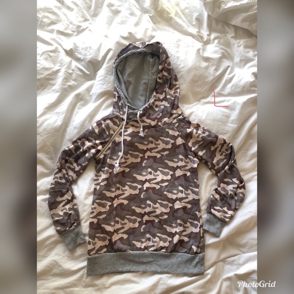 Camo hoodie with side zipper - Picture 1 of 2
